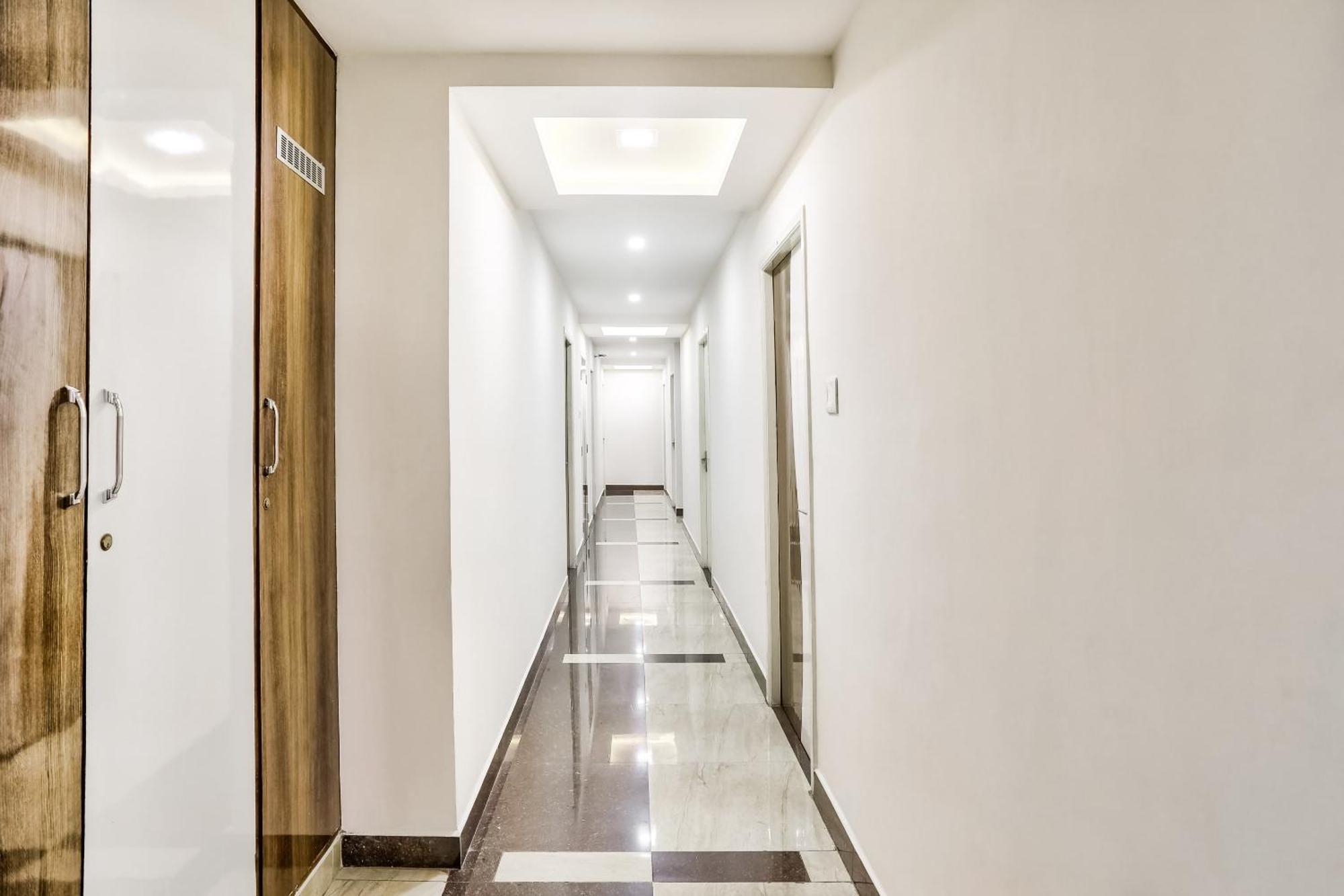 Hotel O Nimalan Residency Shenoy Nagar Anna Nagar Near Pvr Cinemas Skywalk Τσενάι Εξωτερικό φωτογραφία